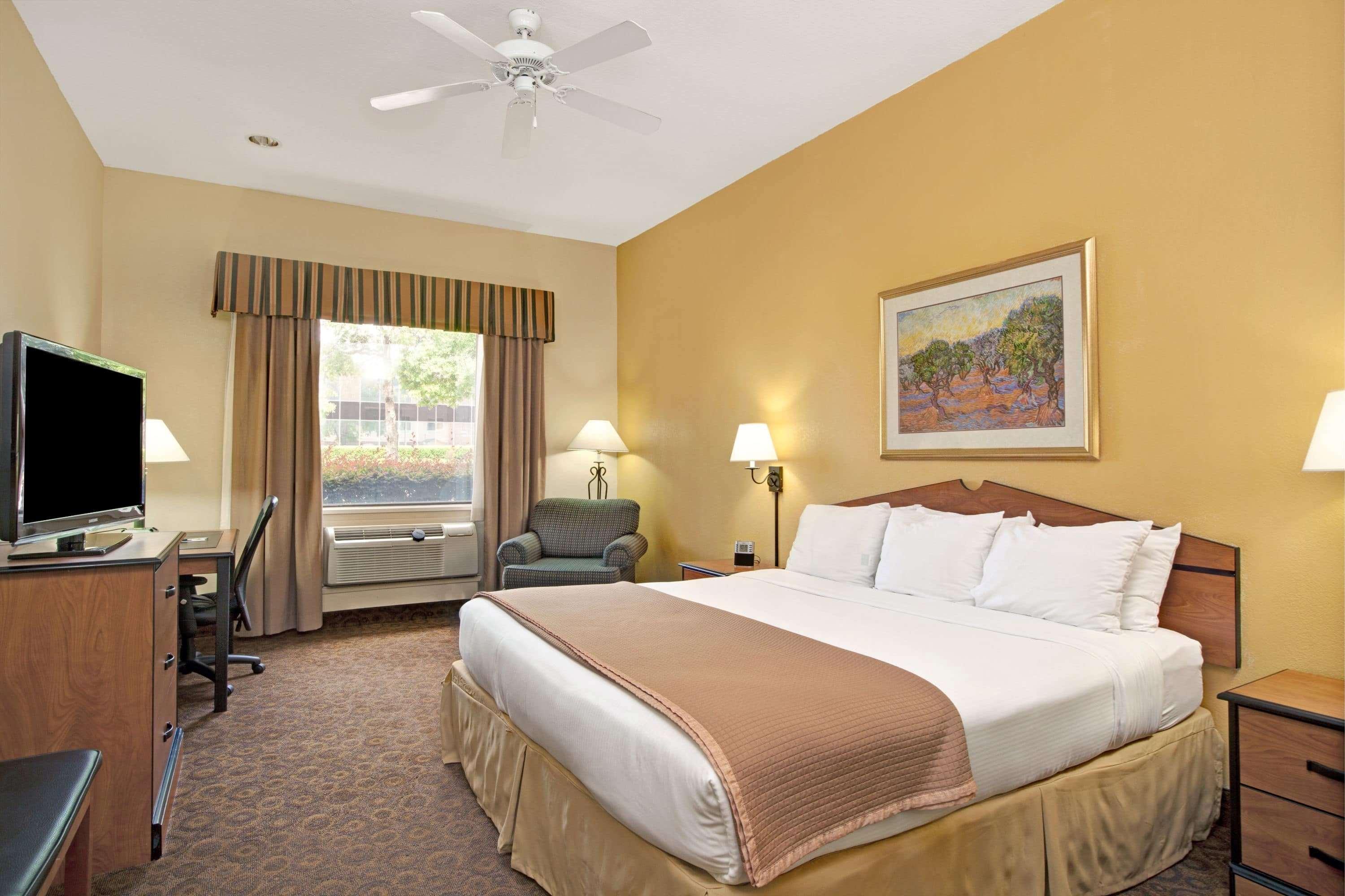 วินเกท ฮุสตัน บุช อินเตอร์เนชั่นแนล แอร์พอร์ต ไอเอเอช Hotel Aldine ภายนอก รูปภาพ